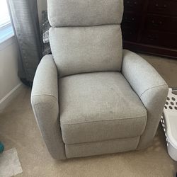 Motorized recliner