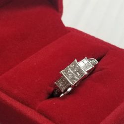 Princess & Round-cut 14K White Gold Diamond Ring