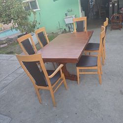 Vintage Expandable Dining Table & Italian Chairs