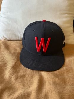 Fitted hat