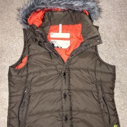 Burton Women’s Rancher Puffy Vest (L)