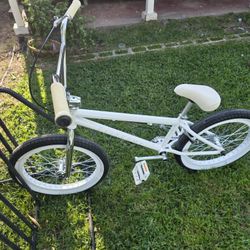 Elite BMX Bicycle 