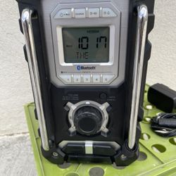 Makita Radio  With Bluetooth  Model XRM06