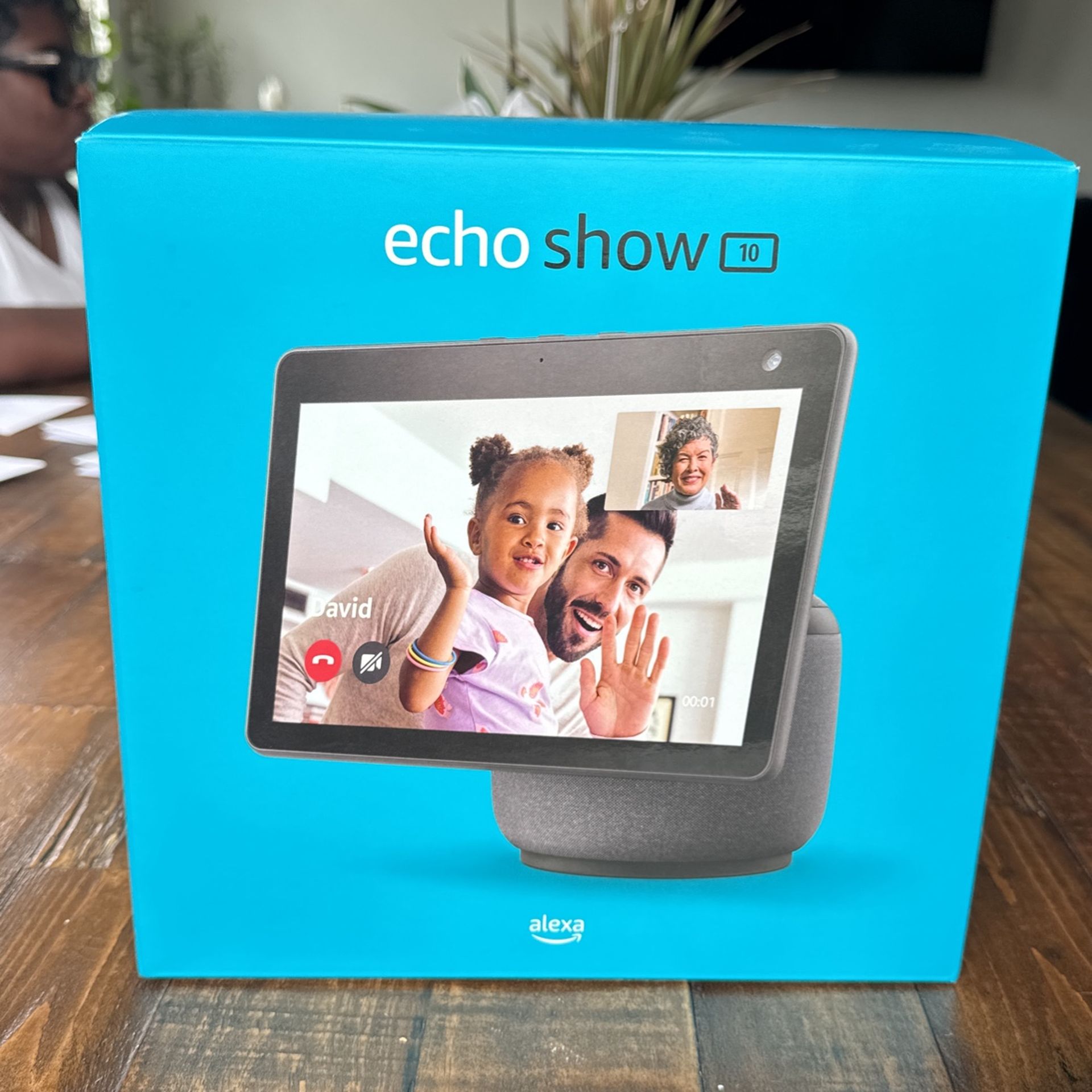 Echo Show 10 