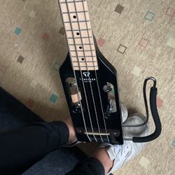 Traveler Guitar Ultra-Light Bass