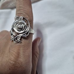Silver rose ring