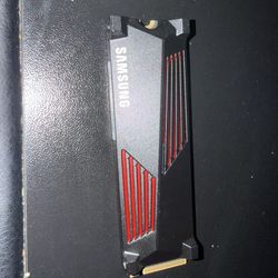 Samsung 990 pro 2 tb hard drive