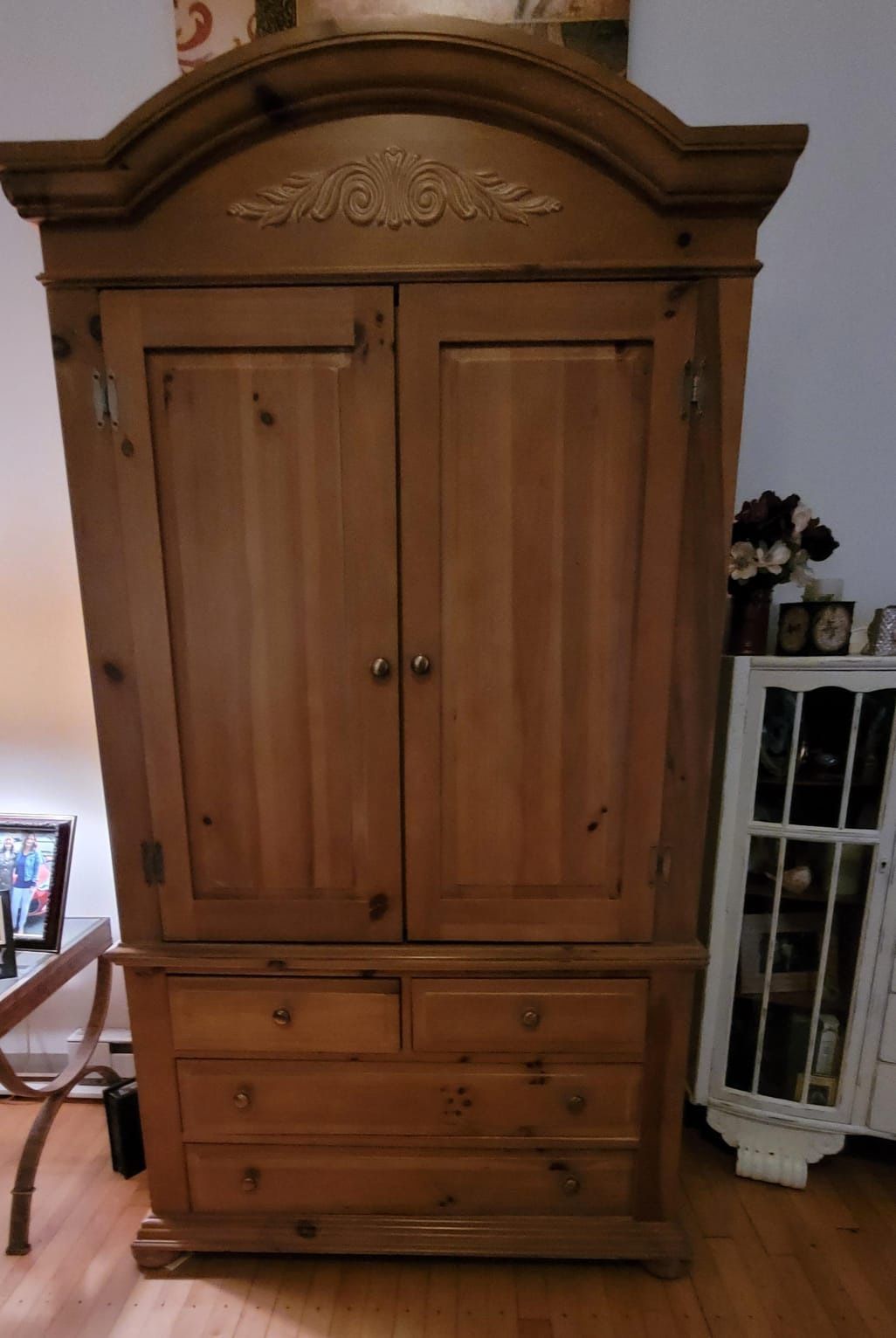 Armoire