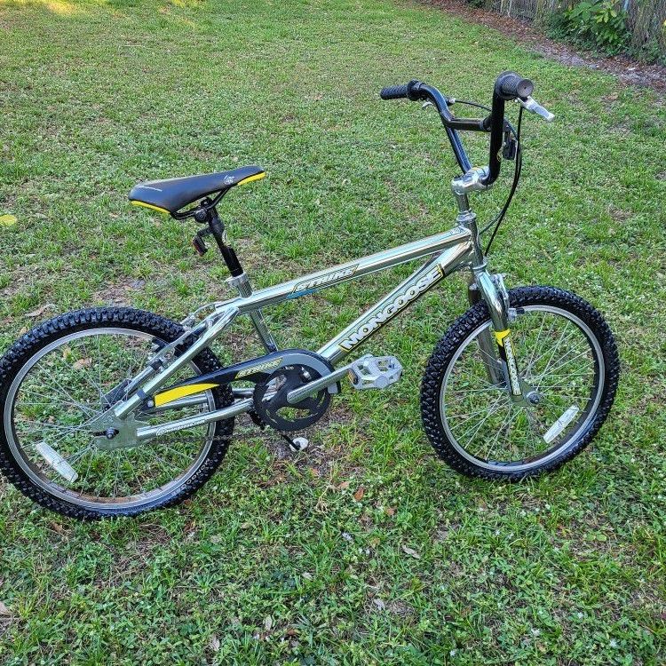 Bmx Mongoose Chrome 20 Years Old In Excellent Condition for Sale