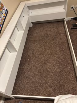 Twin bed