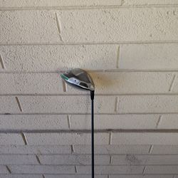 Callaway driver new 10.5 degree regular flex right handed including headcover