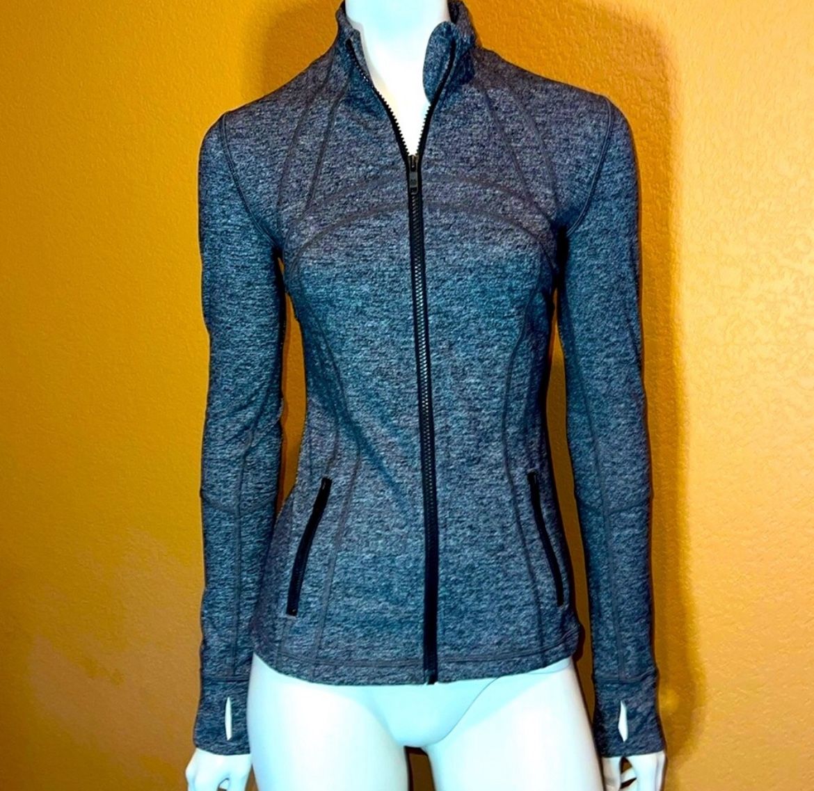 LULULEMON DEFINE JACKET WOMEN'S 4