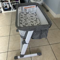 Bassinet For Baby Great Condition 