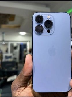 𝚒𝙿𝚑𝚘𝚗𝚎 13 pro max 𝚞𝚗𝚕𝚘𝚌𝚔𝚎𝚍 𝚠𝚒𝚝𝚑 𝚠𝚊𝚛𝚛𝚊𝚗𝚝𝚢
