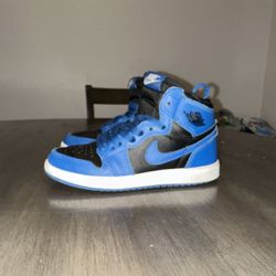 Jordan 1 Retro 1Y 