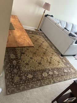 NCE/PGI hand-knotted Tibetan wool rug made in Nepal