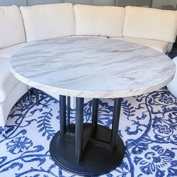 42" Round Dining Table