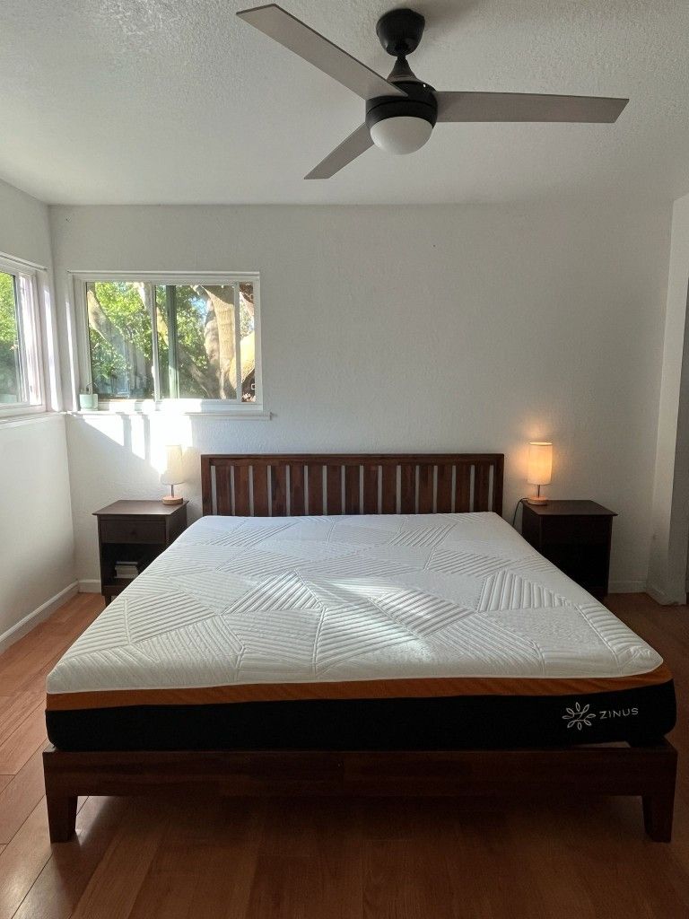 Zinus King Bedroom Set