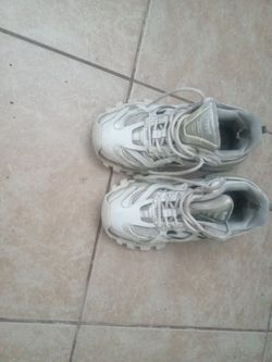 Balenciaga Must Come To Me 