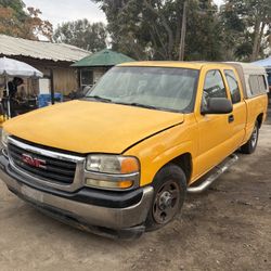 2000 GMC Sierra Part Out 