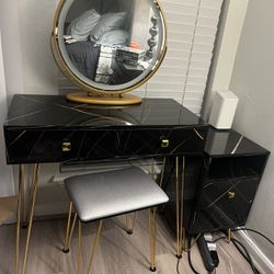 Makeup Vanity Set 