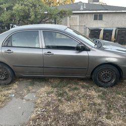 2004 Toyota Corolla