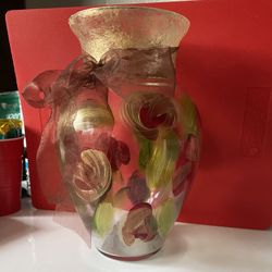 Beautiful Designed Flower Vase 