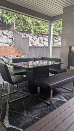 Outdoor patio set