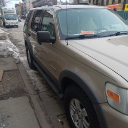 2006 Ford Explorer