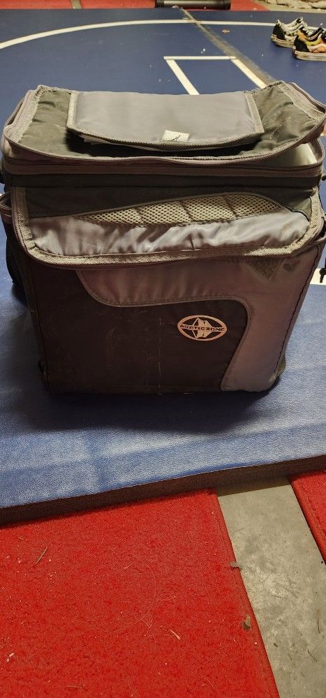 Carry Cooler
