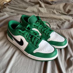 Jordan Pine Green lows nike