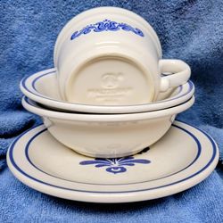 Pfaltzgraff Blue Village Dinnerware