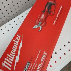 Milwaukee new Pruning Shear 12M