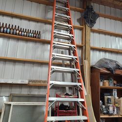 16" TRESTLE LADDER 