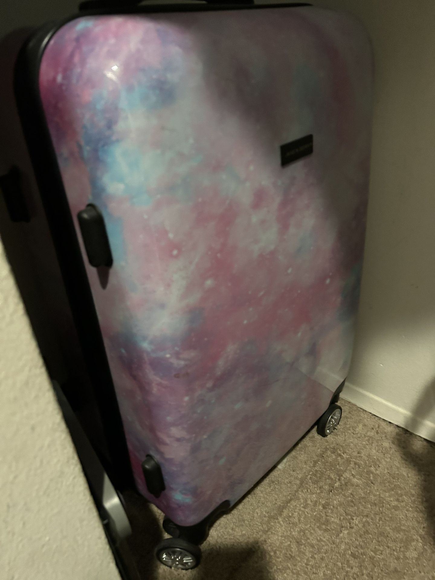Suitcase 