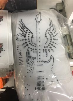 Rhinestone designes!!