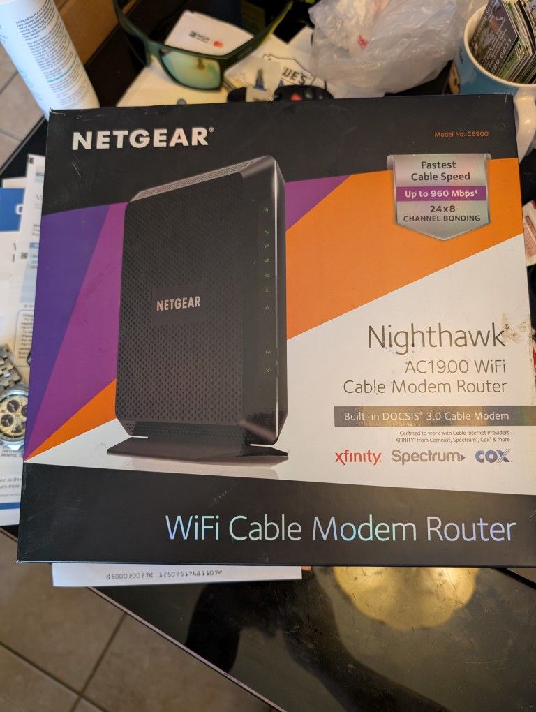 Netgear Nighthawk AC1900 WiFi Cable Modem Router