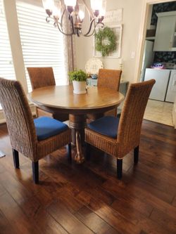 Round Wood Pedestal Dining Table + 4 Woven Chairs & Leaf