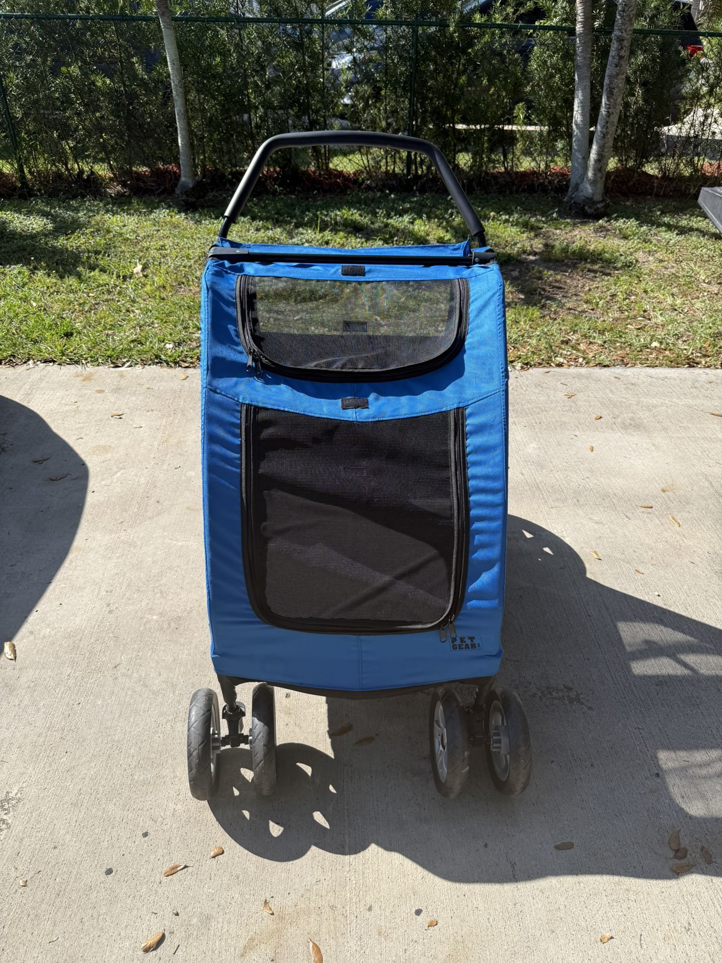 Pet gear LG dog ๐ถ stroller