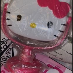 Hello Kitty- Mirror 👉$20 (New)👈