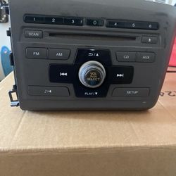 2012 Honda civic Lx radio (original)