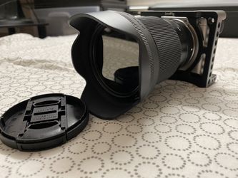 Sony A6000 With Extra Equipment!!!