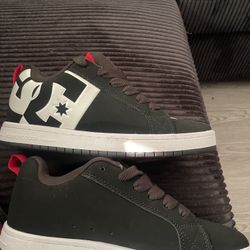 DC Shoes