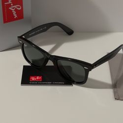 Ray bans wayfarer