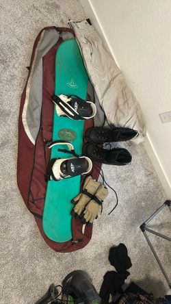 Complete Snowboard Set Up $200 Obo