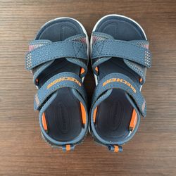 NEW TODDLER SKECHERS