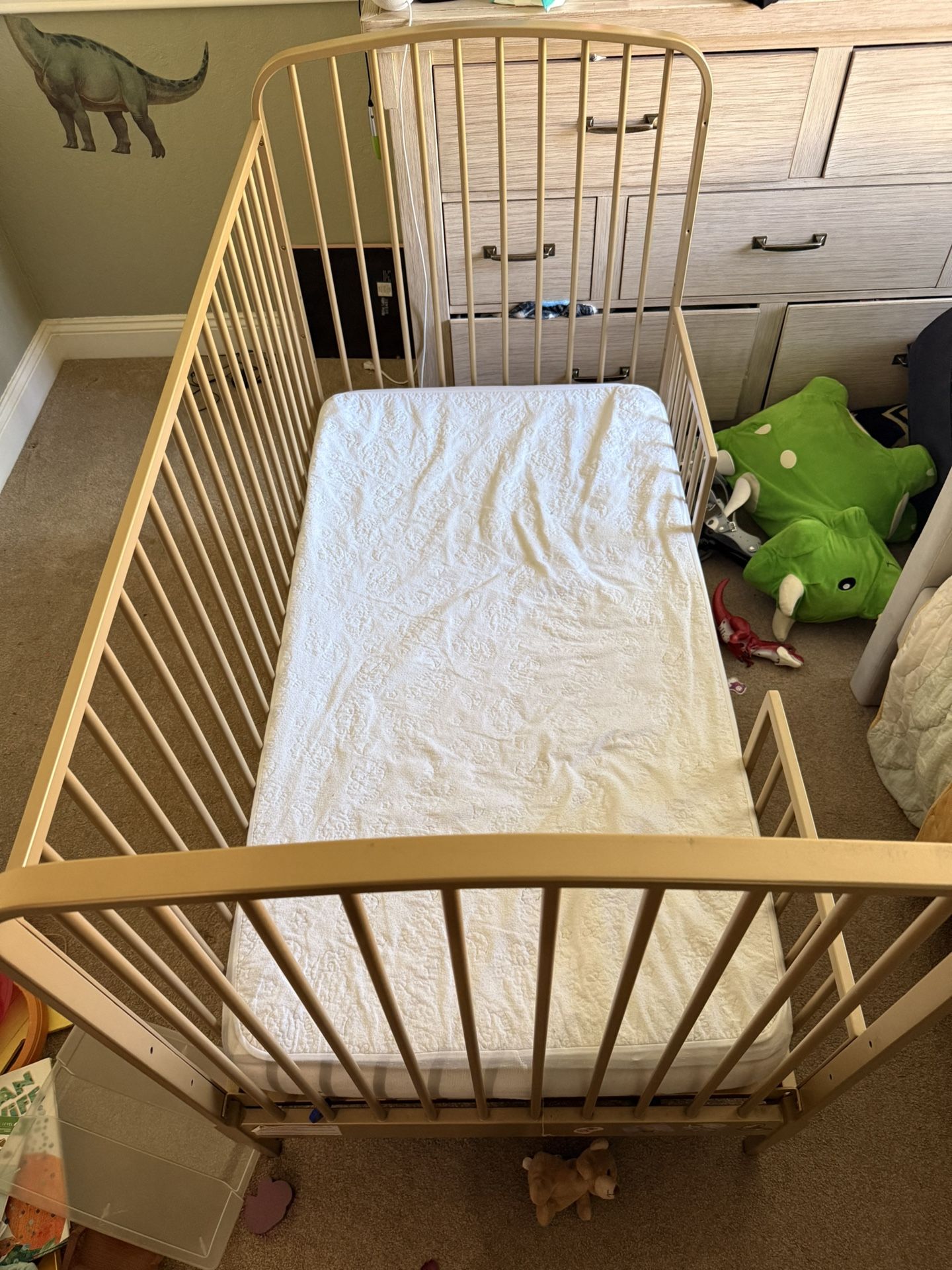 Pottery Barn - Gold Convertible Crib