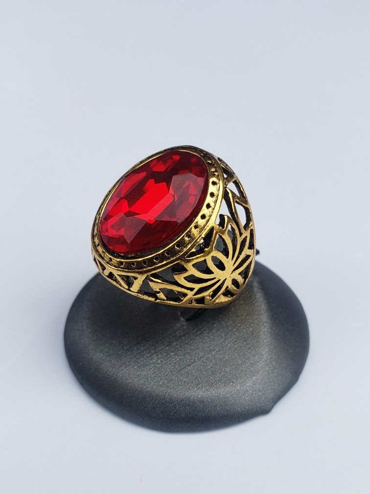 Size 9 Antique Gold Plated Ring Stone Vintage Jewelry For Men and Women Ring Red