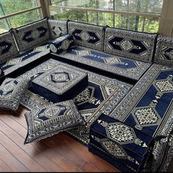 Designer Traditional Sofa/Toshak