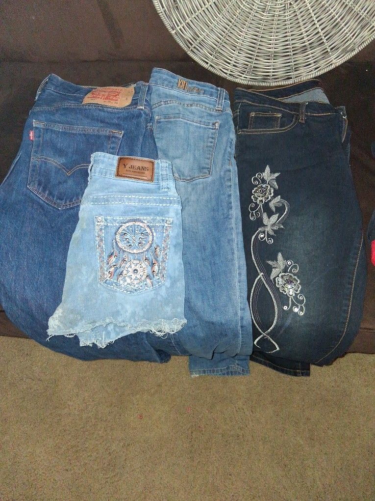 Jeans